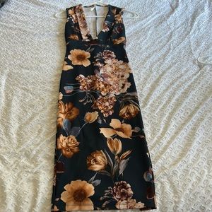 Floral tight fit dress : colors pink burgundy navy blue